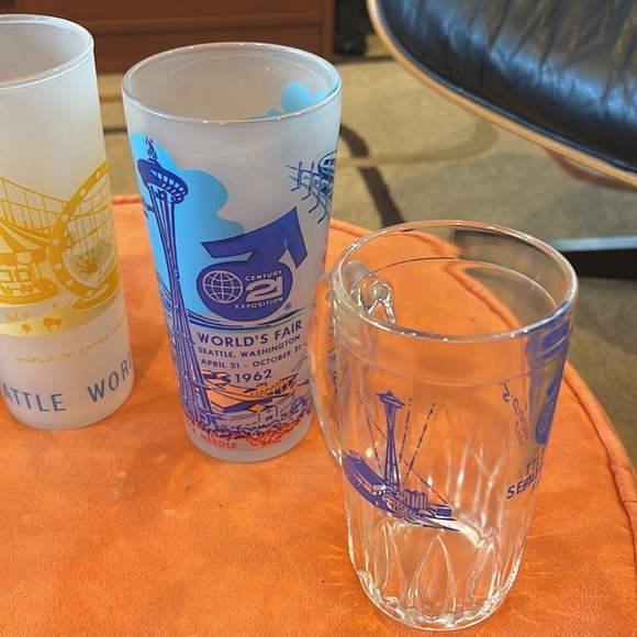 4 SEATTLE 1962 WORLD'S FAIR CENTURY 21 GLASSES vintage - Picture 8 of 9